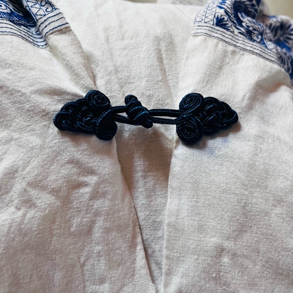 Soft Surroundings Hooded Embroidered Maxi Dress Beach Cover-Up Hoodie - Picture 10 of 11